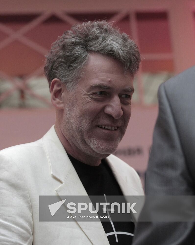 National Bestseller literary prize ceremony