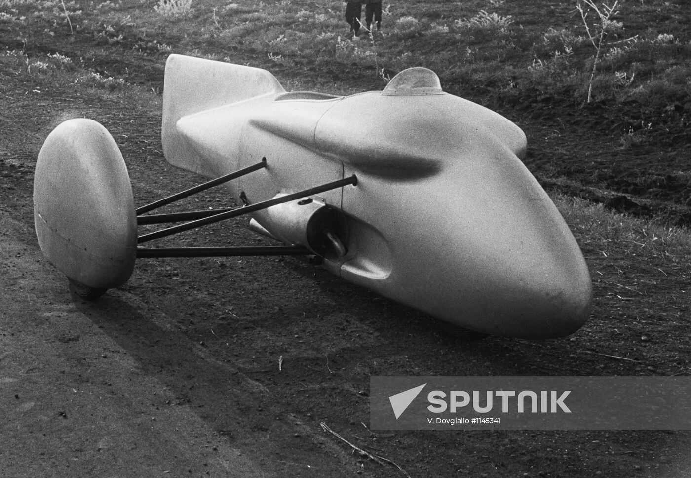 Motor cycle "Kometa-3" in fairing