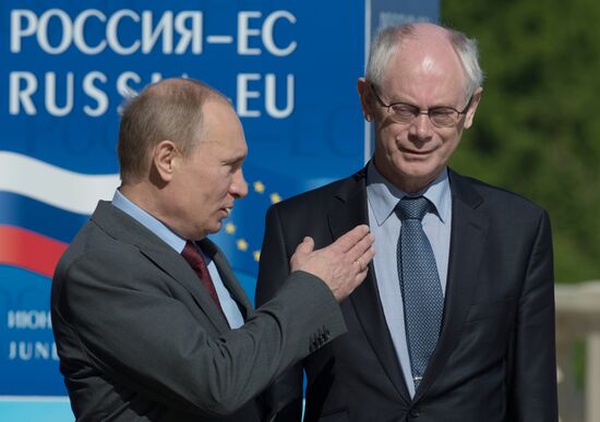 President V.Putin meets with EU leaders in Strelnya