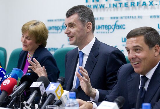 Mikhail Prokhorov announces founding of Civil Platform party