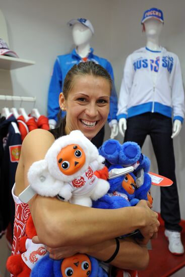 Basketball. Outfitting Russian women's team at Bosco sport