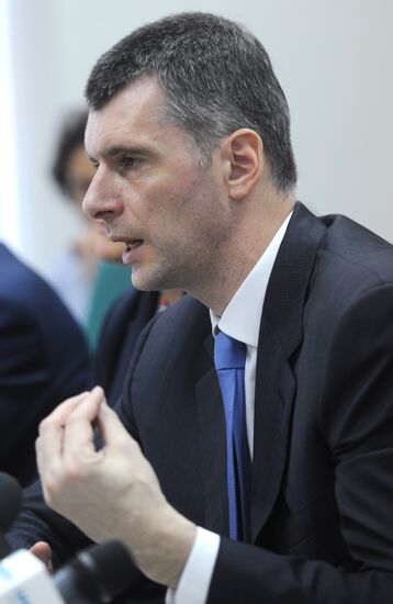 Mikhail Prokhorov announces founding of Civil Platform party