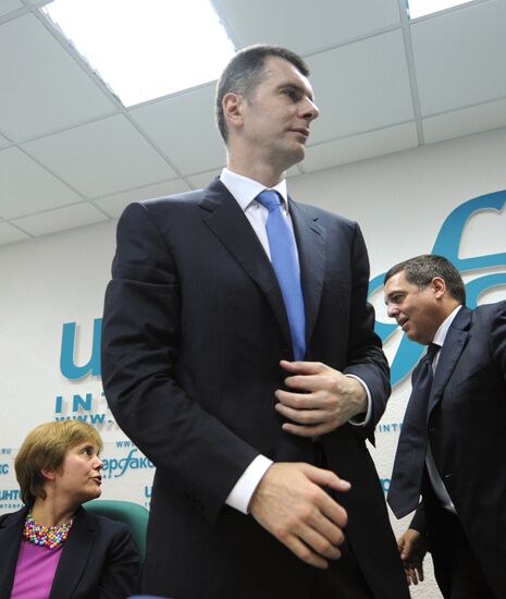 Mikhail Prokhorov announces founding of Civil Platform party