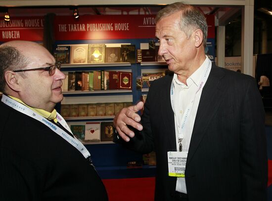 Russian stands at BookExpo America book fair
