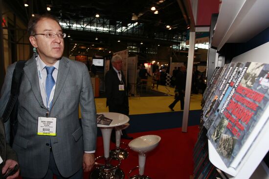 Russian stands at BookExpo America book fair