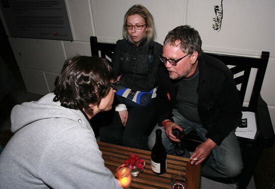 Read Russia Roof party in New York