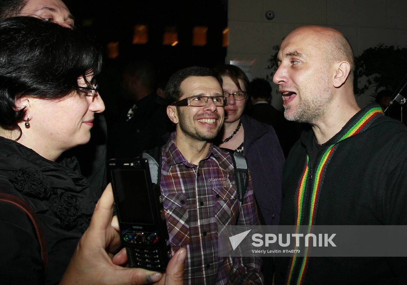 Read Russia Roof party in New York