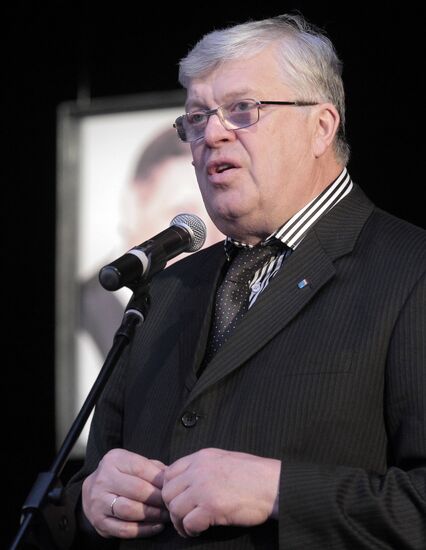 Farewell to singer Edward Gil in St. Petersburg