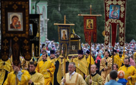 Velikoretsky sacred procession in Kirov Region