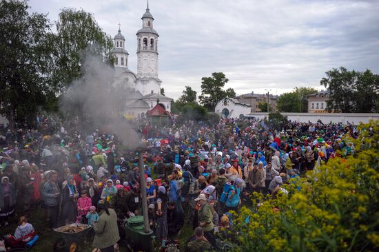 Velikoretsky sacred procession in Kirov Region