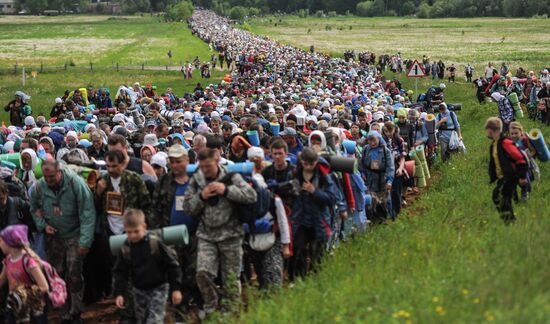 Velikoretsky sacred procession in Kirov Region