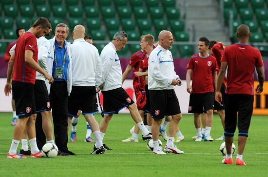 Football. Euro 2012. Czech national team holds training session