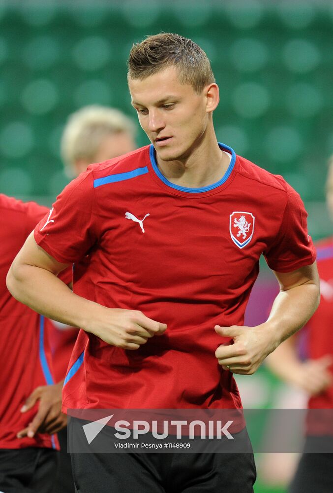 Football. Euro 2012. Czech national team holds training session