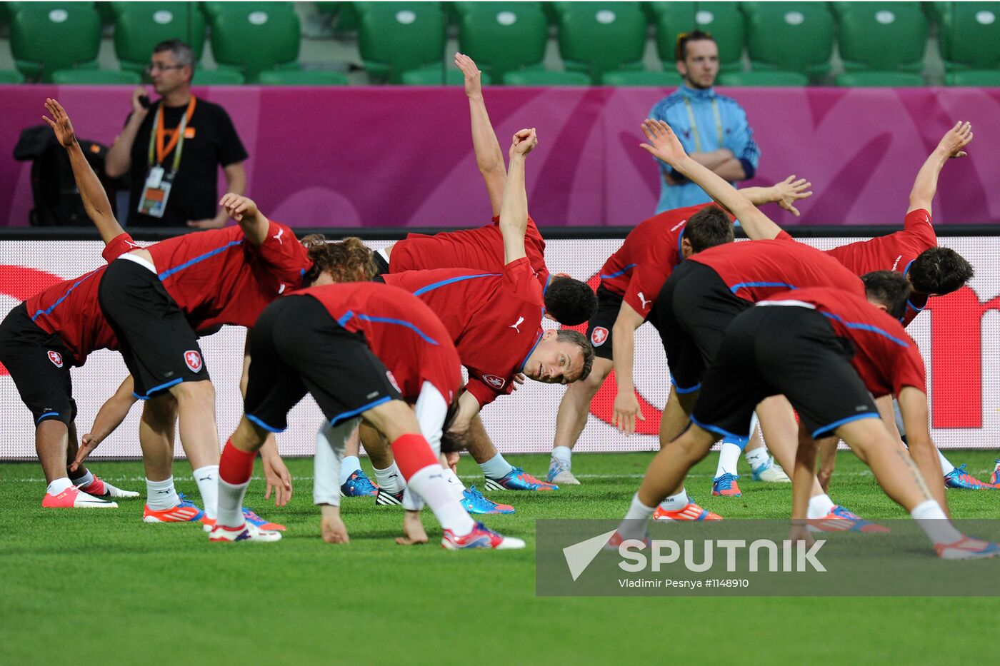 Football. Euro 2012. Czech national team holds training session