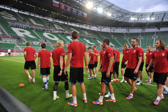 Football. Euro 2012. Czech national team holds training session