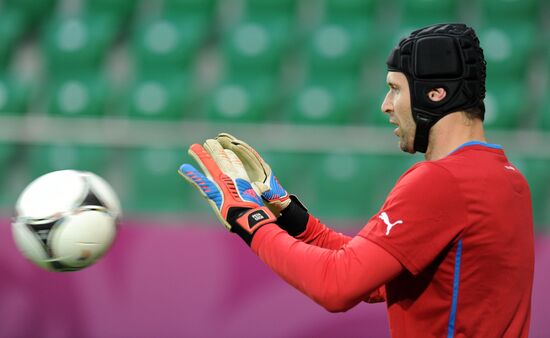 Football. Euro 2012. Czech national team holds training session