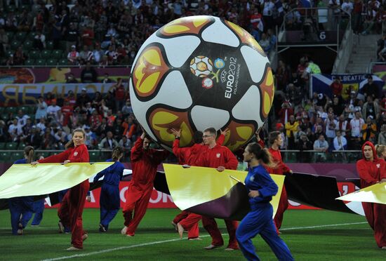 Broadcast of EURO 2012 match between Russia and Czech Republic