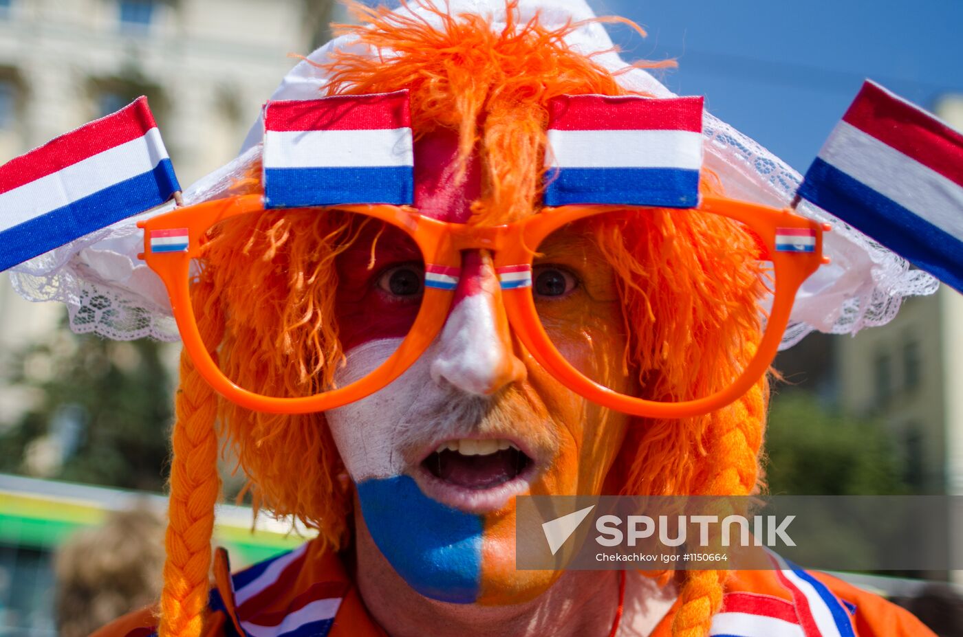 Dutch fans in Kharkov before match