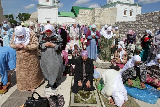 Opening of the White mosque and madrassas complex in Bolgar