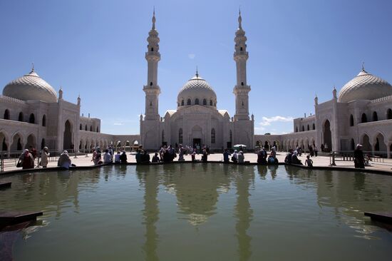 Opening of the White mosque and madrassas complex in Bolgar
