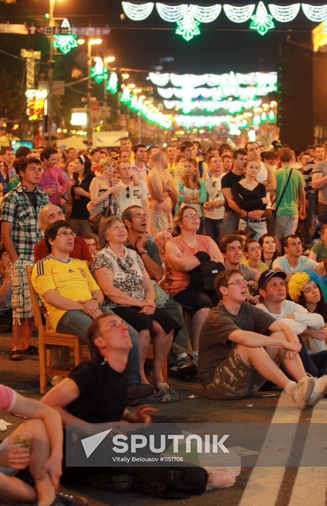 Football. Euro 2012. Fans in Ukraine