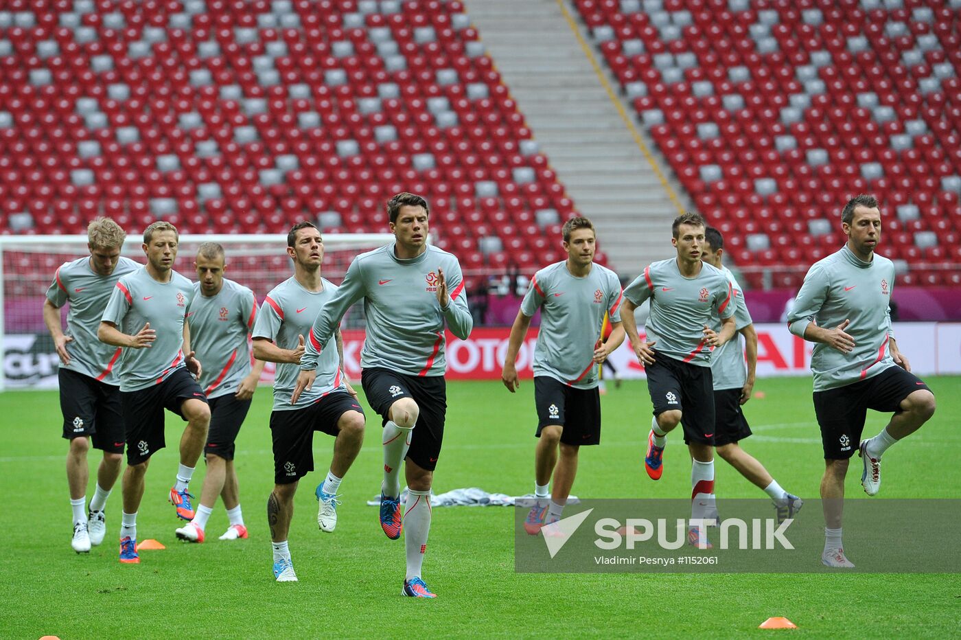 UEFA Euro 2012. Polish team holds training session