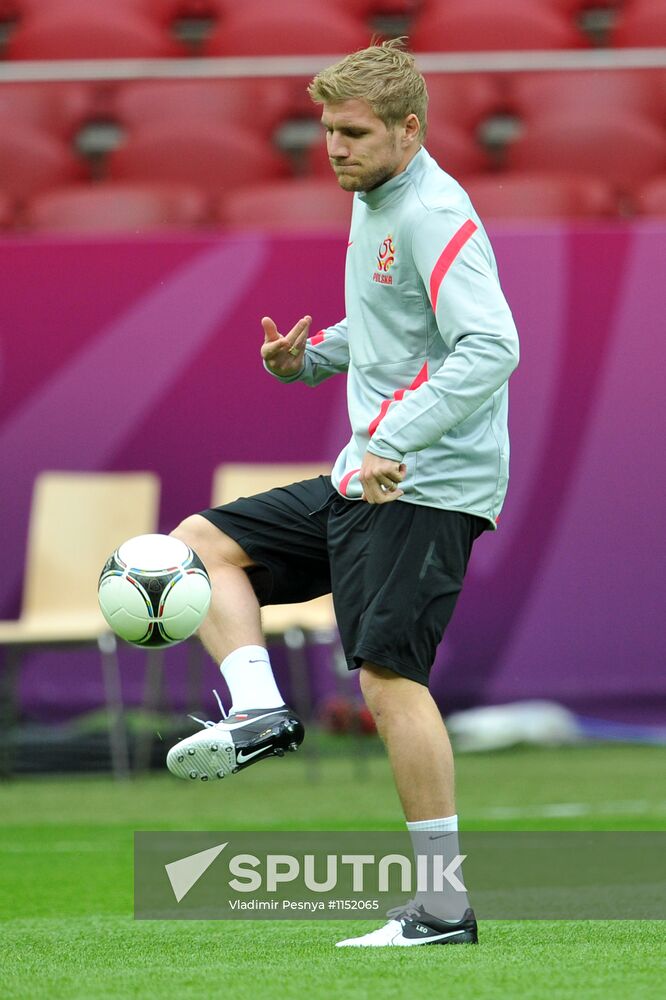 UEFA Euro 2012. Polish team holds training session