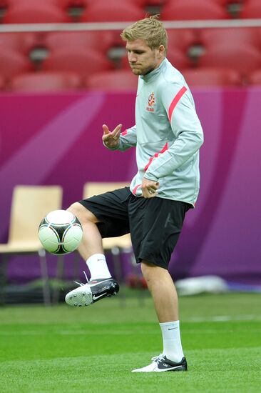 UEFA Euro 2012. Polish team holds training session