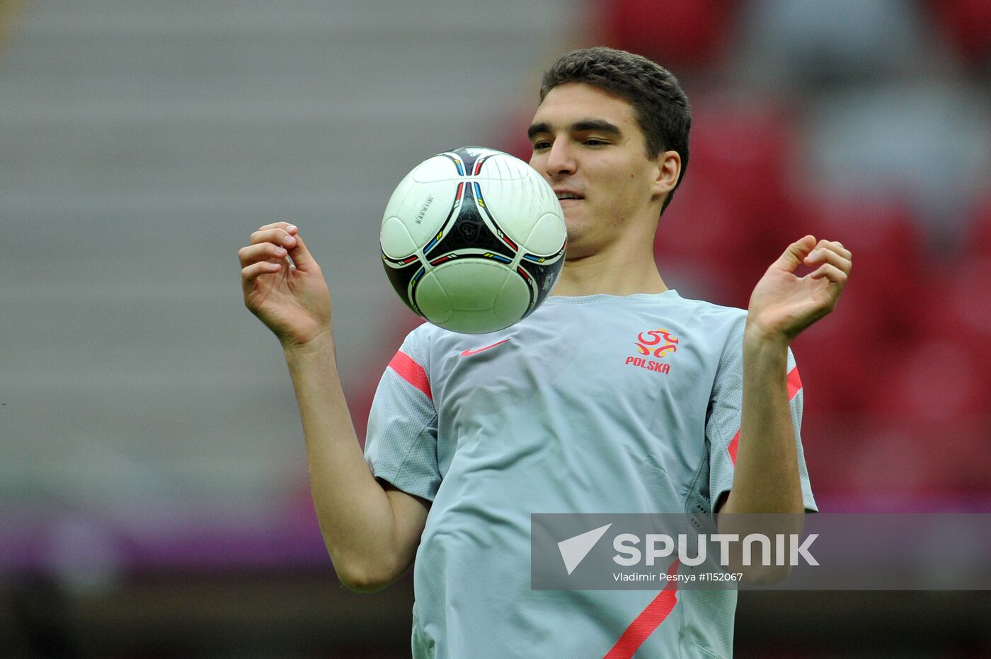 UEFA Euro 2012. Polish team holds training session