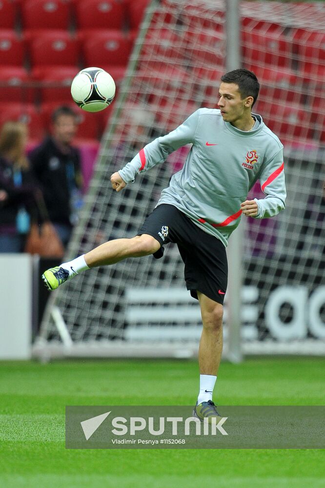 UEFA Euro 2012. Polish team holds training session