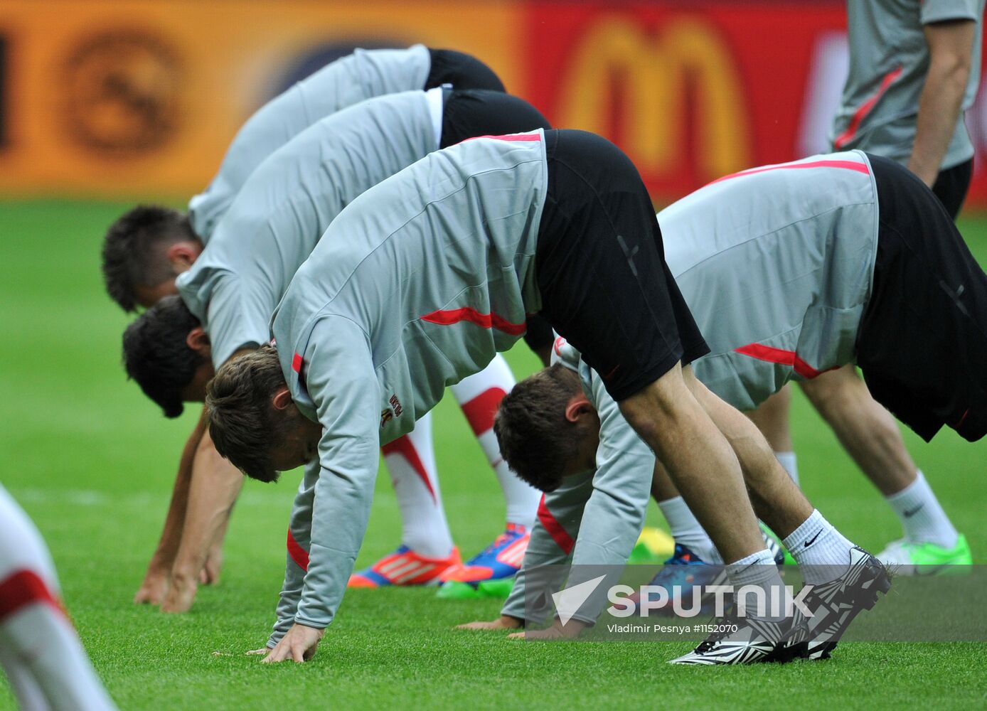 UEFA Euro 2012. Polish team holds training session