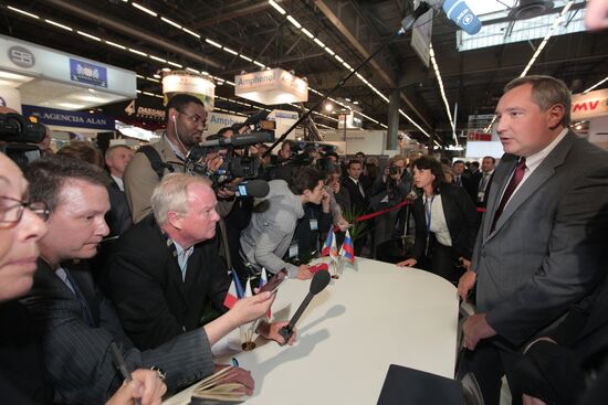 Dmitry Rogozin at arms exhibition "Eurosatory 2012" near Paris