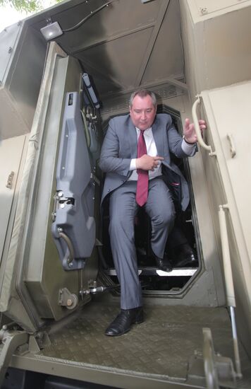 Dmitry Rogozin at arms exhibition "Eurosatory 2012" near Paris