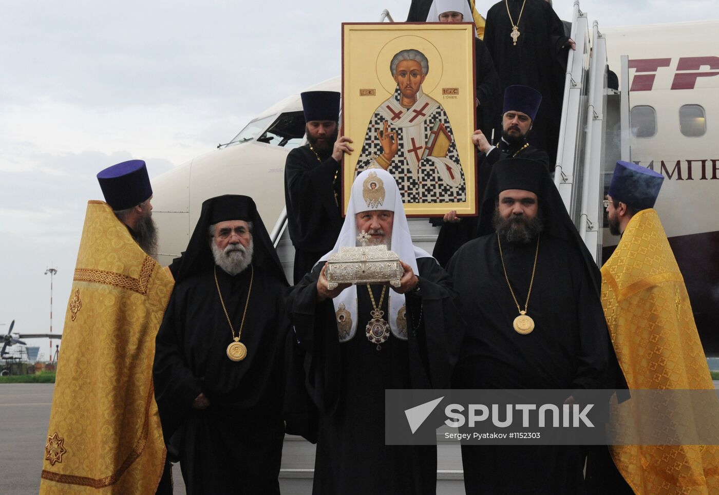 Relics of St. Lazarus brought to Moscow