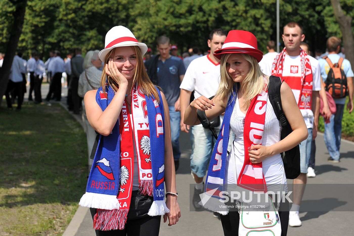 Football. Euro 2012. Poland vs. Russia