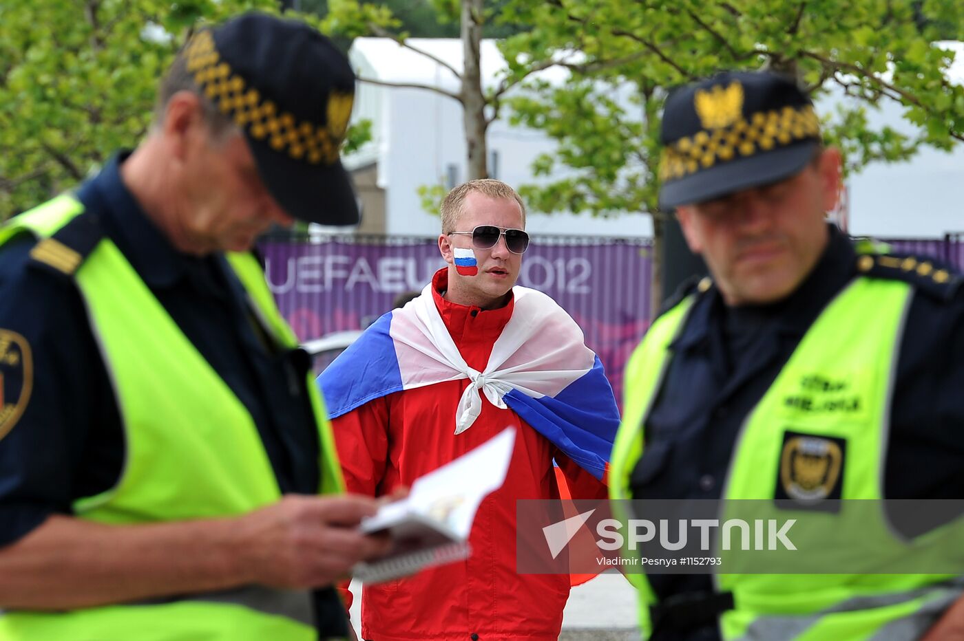 Football. Euro 2012. Poland vs. Russia