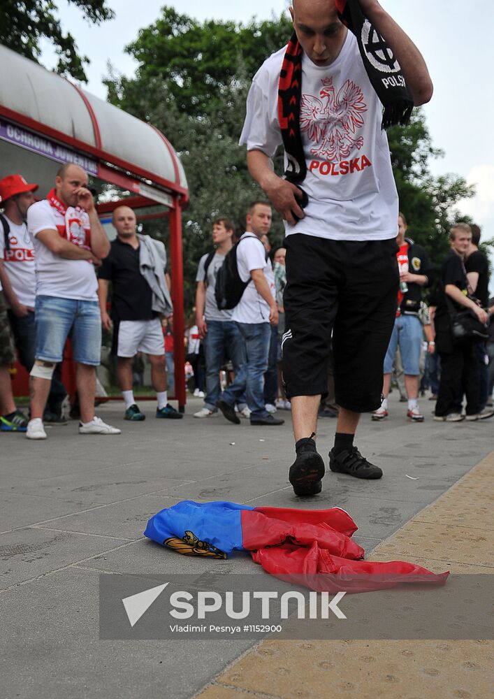 Russian fans march in Warsaw