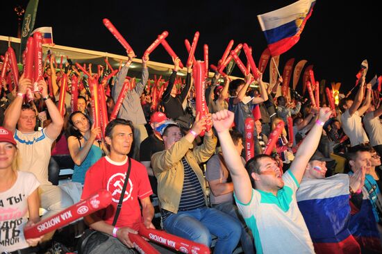 Live transmission of Euro 2012 match between Russia and Poland