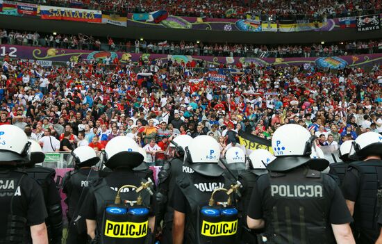 Football. Euro 2012. Poland vs. Russia