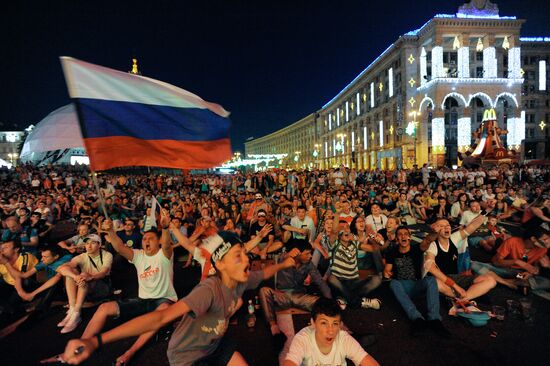 Live transmission of Euro 2012 match between Russia and Poland