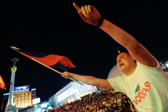 Live transmission of Euro 2012 match between Russia and Poland