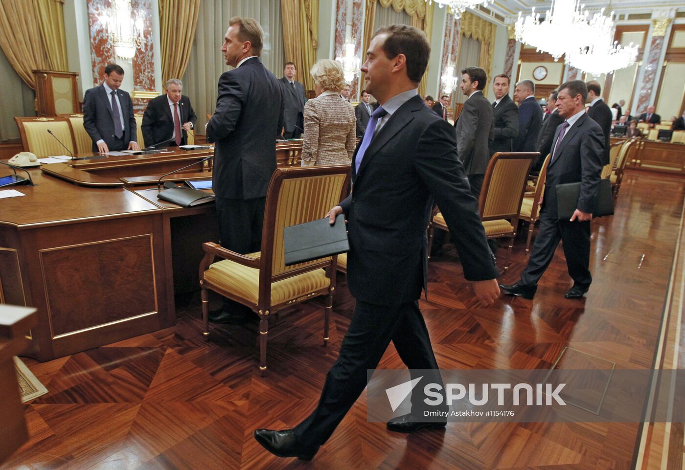 Russian Prime Minister Medvedev chairs Government meeting