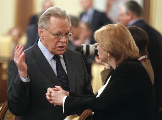 Russian Government meeting, 14 June 2012