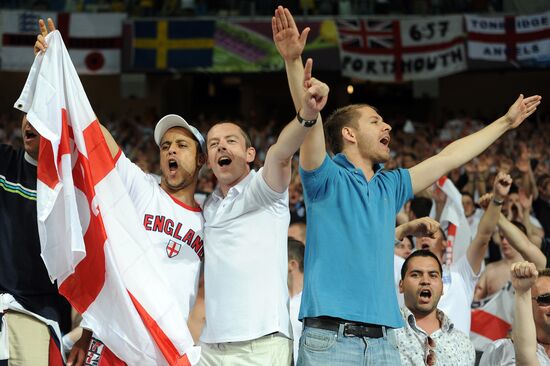 Football. Euro 2012. Sweden vs. England