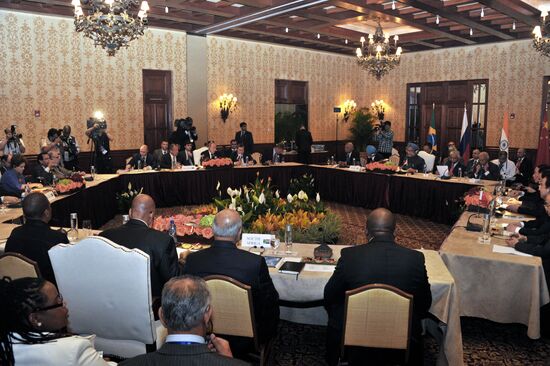 Delegation leaders from countries in BRICS meet in Mexico