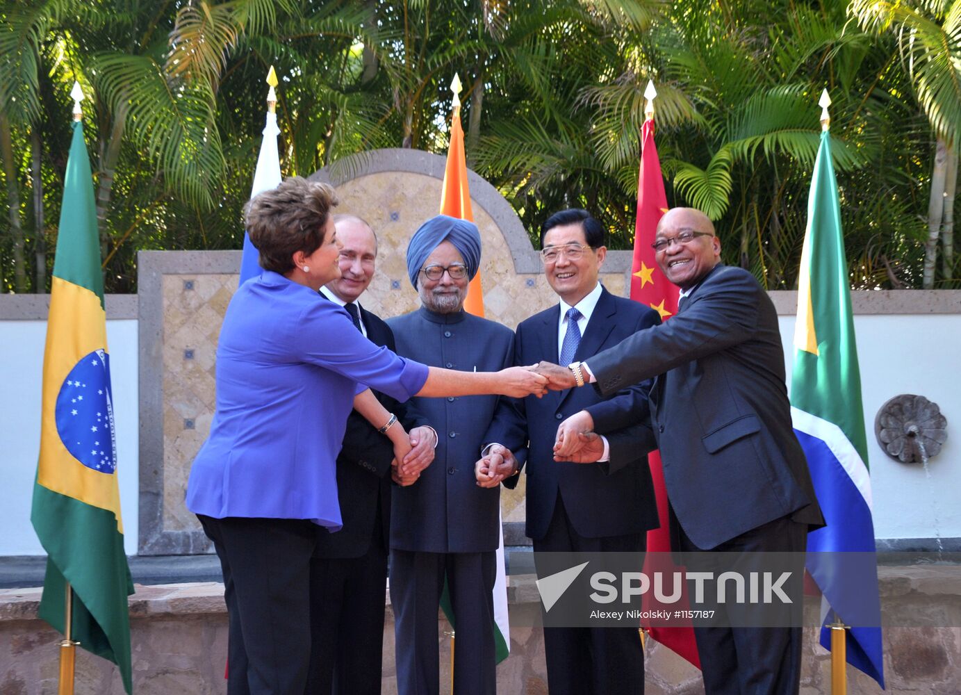 Delegation leaders from countries in BRICS meet in Mexico