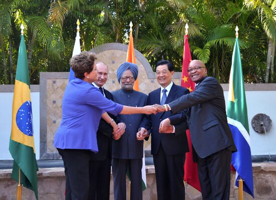 Delegation leaders from countries in BRICS meet in Mexico