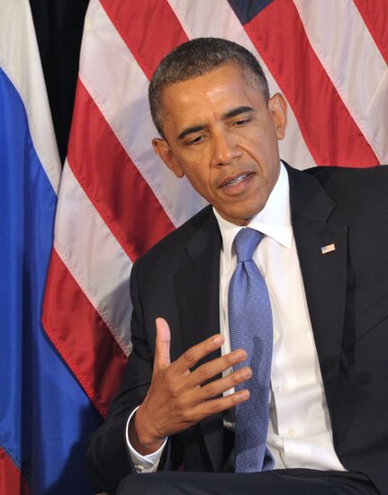 President Vladimir Putin meets U.S. President Barack Obama