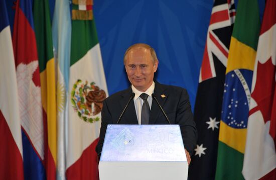 Vladimir Putin at the summit of the Big 20 in Los Cabos, Mexico