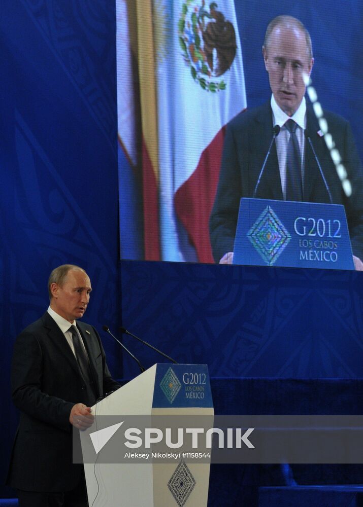 Vladimir Putin at the summit of the Big 20 in Los Cabos, Mexico